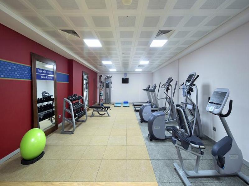 Hampton By Hilton Kocaeli Symbol Hotel Ngoại thất bức ảnh